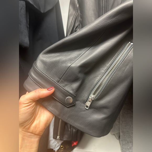 Theory leather jacket NWT - Picture 3 of 5